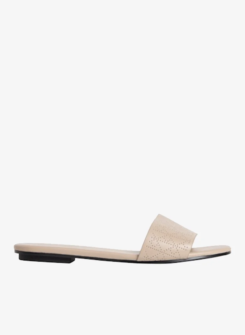 كالفن كلاين صنادل فينو سهلة الارتداء